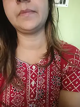 Snapshot of inaya_bhabhi69 chatting on 06/23/26, 06:44 inaya bhabhi69 online show from 06/23/26, 06:44