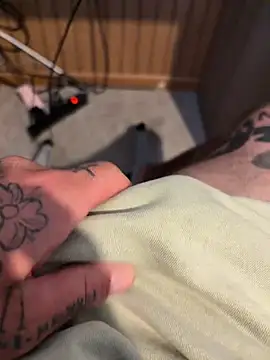 tatsnthick11 online show from 07/21/26, 04:09