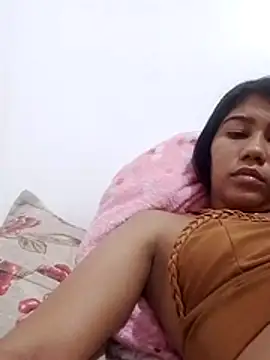 Snapshot of indiazinha__ chatting on 07/30/26, 07:18 indiazinha online show from 07/30/26, 07:18