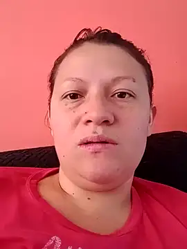 Snapshot of katiia_2 chatting on 06/26/26, 04:44 katiia 2 online show from 06/26/26, 04:44