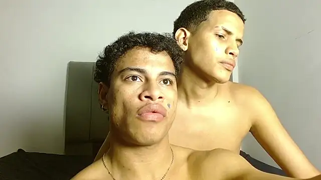 Jose And Daniel online show from 06/25/26, 05:12