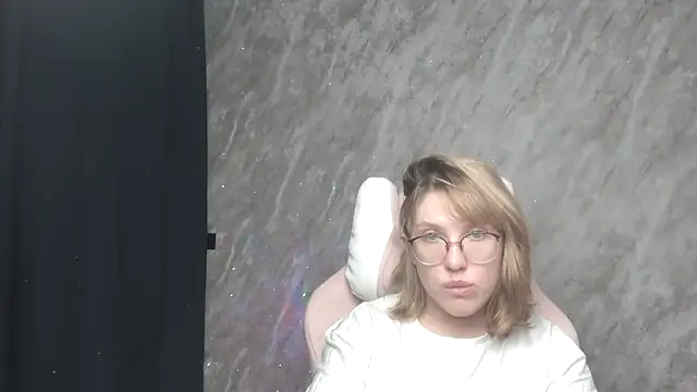 Reginasmilee online show from 01/23/25, 06:17
