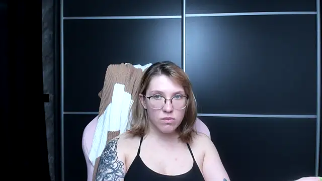 Reginasmilee online show from 01/27/25, 09:44