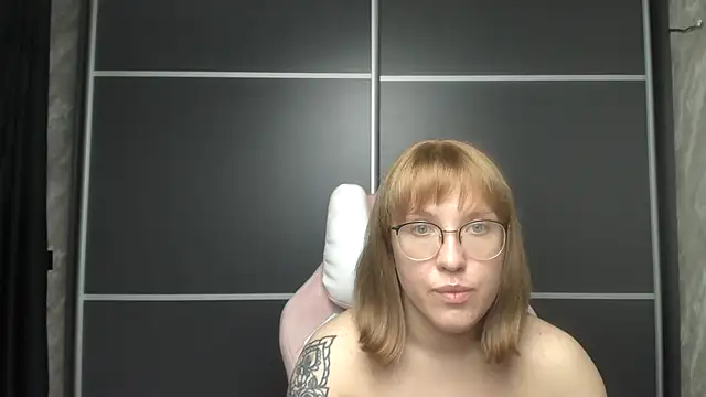 Reginasmilee online show from 01/30/25, 03:19