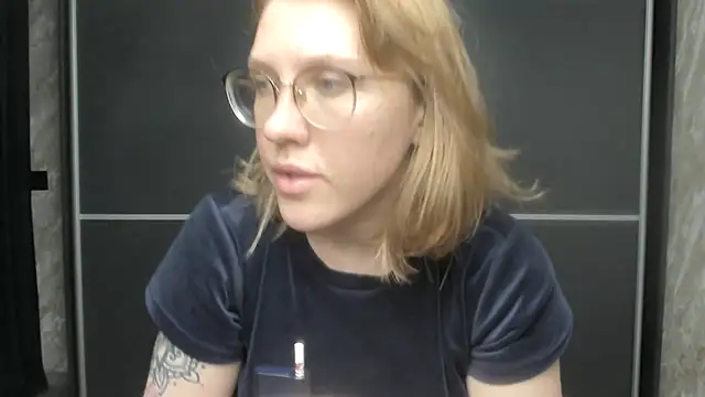 Reginasmilee online show from 02/02/25, 06:31