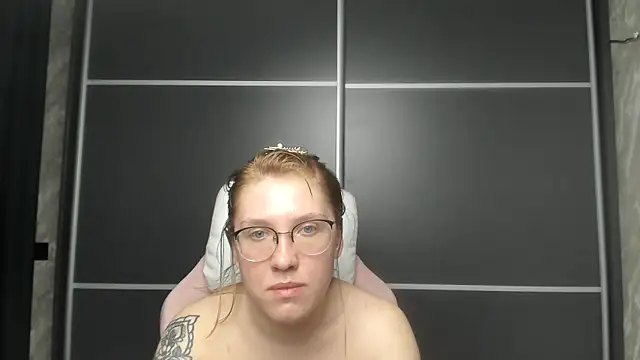 Reginasmilee online show from 02/05/25, 05:42