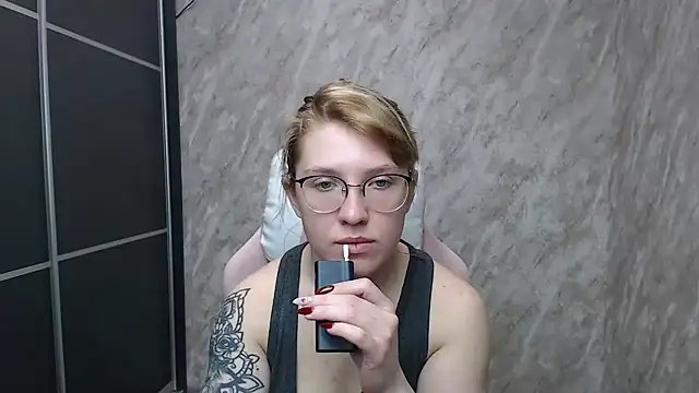 Reginasmilee online show from 02/15/25, 12:11