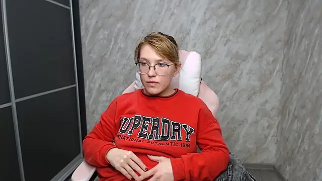 Reginasmilee online show from 02/19/25, 02:44