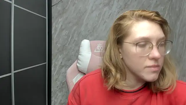Reginasmilee online show from 02/25/25, 06:03