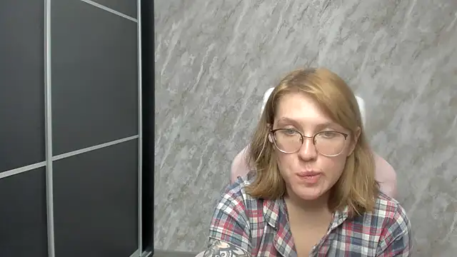 Reginasmilee online show from 03/02/25, 01:49