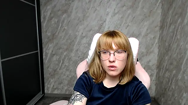Reginasmilee online show from 03/05/25, 04:46