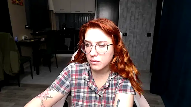 Reginasmilee online show from 12/05/25, 12:41