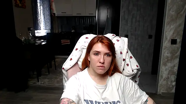 Reginasmilee online show from 03/21/26, 08:41