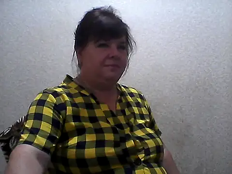 Snapshot of HannahAna39 chatting on 06/27/26, 01:06 HannahAna39 online show from 06/27/26, 01:06