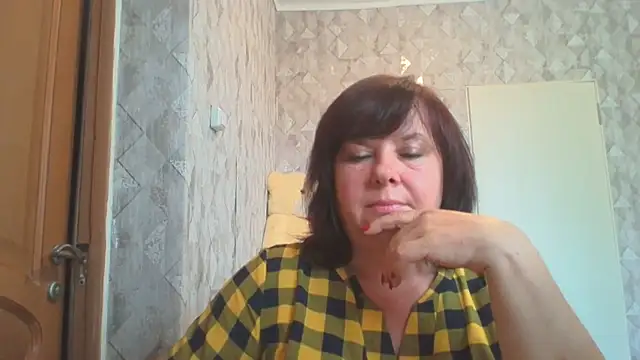Snapshot of HannahAna39 chatting on 07/20/26, 11:45 HannahAna39 online show from 07/20/26, 11:45