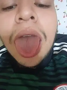 Uzi42091 online show from 06/30/26, 07:48