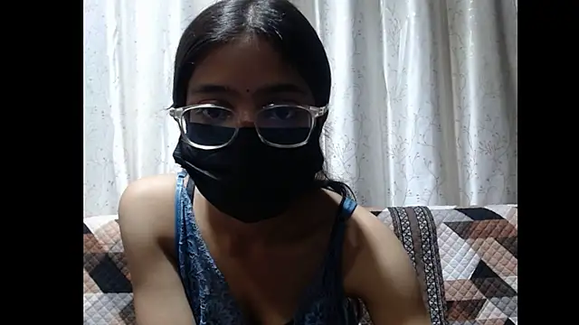 Snapshot of Misty_09 chatting on 07/08/26, 04:28 Misty 09 online show from 07/08/26, 04:28
