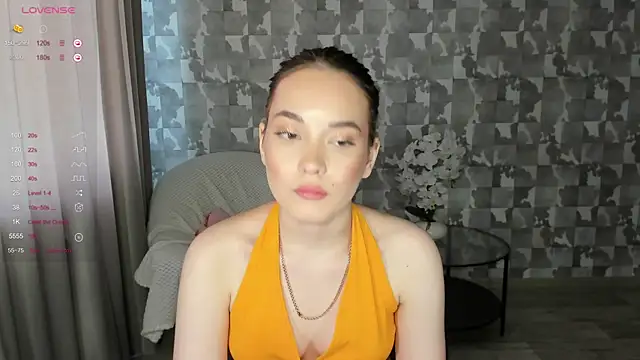 E mil y online show from 07/28/26, 12:48