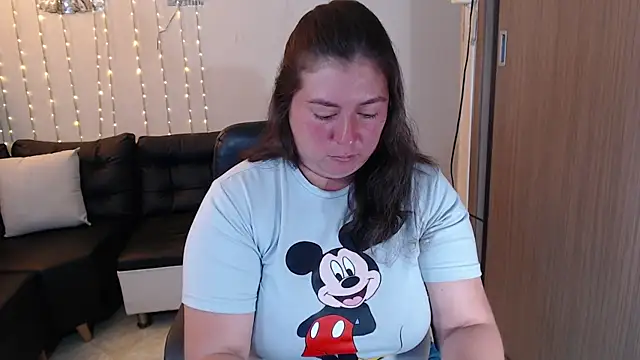 lorena prg7 online show from 06/24/26, 01:54