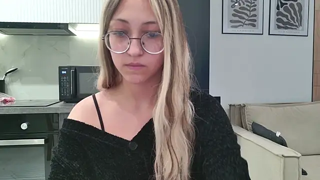 MarrySharps online show from 08/06/26, 11:17
