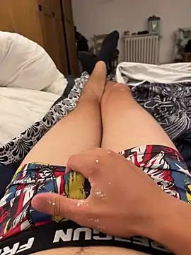 tom27776 online show from 07/09/26, 10:58