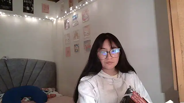 Zui Luh online show from 07/28/26, 03:02
