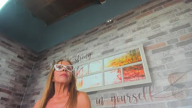 Isabella Gomez4 online show from 07/14/26, 08:03