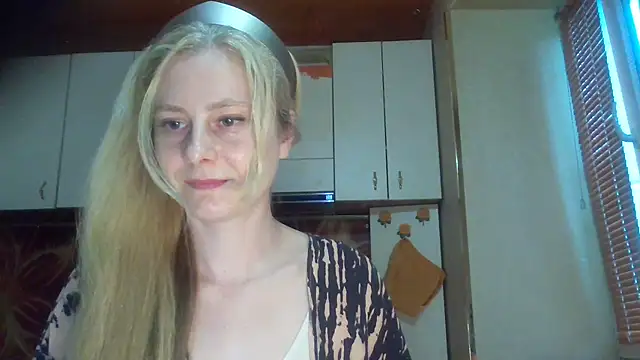 Snapshot of Vexieeka chatting on 07/11/26, 07:38 Vexieeka online show from 07/11/26, 07:38
