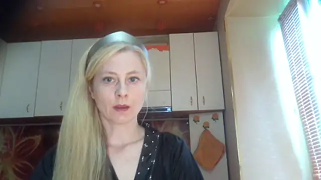 Snapshot of Vexieeka chatting on 07/14/26, 02:12 Vexieeka online show from 07/14/26, 02:12
