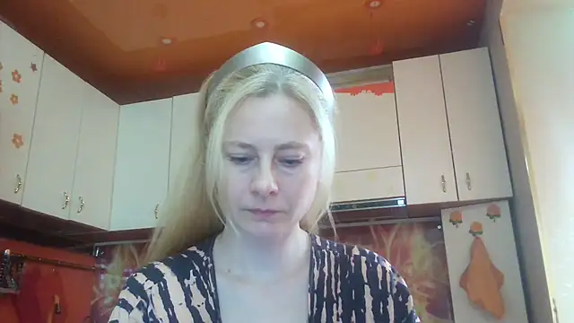 Snapshot of Vexieeka chatting on 07/16/26, 08:20 Vexieeka online show from 07/16/26, 08:20