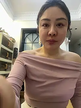 Youmi-kiss online show from 06/29/26, 07:58
