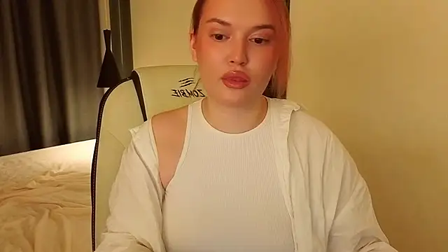 Snapshot of jenice_loveit_ chatting on 07/05/26, 11:01 jenice loveit online show from 07/05/26, 11:01