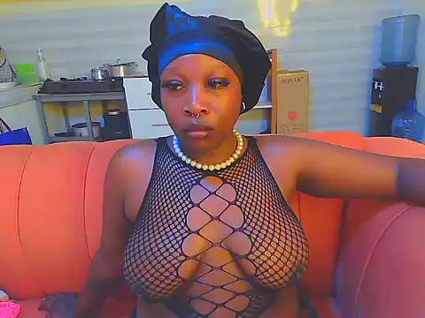 LolaAdriana online show from 07/05/26, 01:34