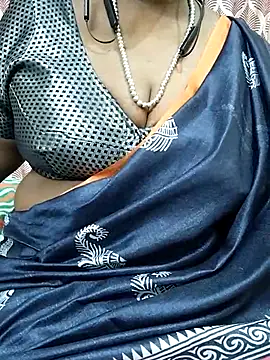 niki076 online show from 07/15/26, 07:57