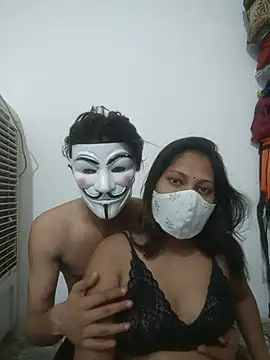 Snapshot of Couples_here chatting on 07/10/26, 04:53 Couples here online show from 07/10/26, 04:53