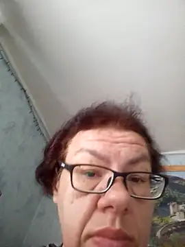 Snapshot of Olena72531 chatting on 06/26/26, 08:08 Olena72531 online show from 06/26/26, 08:08