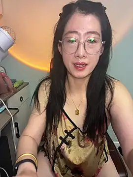 weiwei103 online show from 06/28/26, 01:22