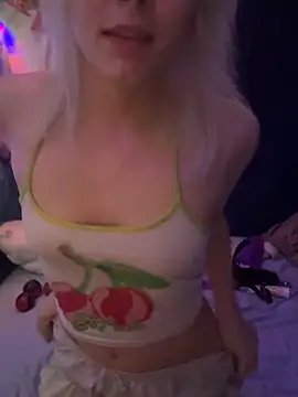 LilyMintyx online show from 06/28/26, 09:43