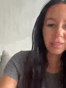 Snapshot of Charming_ScarlettX chatting on 07/07/26, 07:34 Charming ScarlettX online show from 07/07/26, 07:34