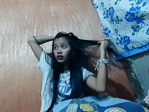 SkinnyGirl PinayBaby online show from 06/27/26, 12:22