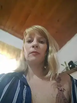 Snapshot of CarmenAmorosa chatting on 07/24/26, 12:47 CarmenAmorosa online show from 07/24/26, 12:47