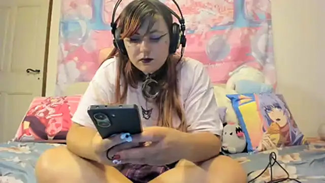 Snapshot of Amalya_Chimera chatting on 08/03/26, 07:28 Amalya Chimera online show from 08/03/26, 07:28