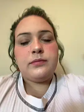Snapshot of BbGurl18 chatting on 07/09/26, 06:23 BbGurl18 online show from 07/09/26, 06:23