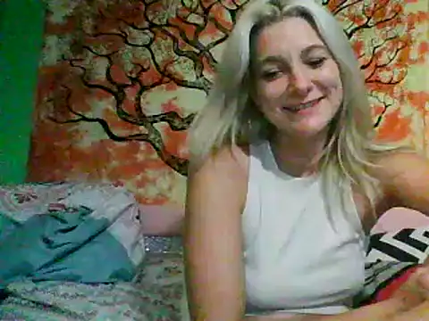 parislayd online show from 06/30/26, 06:58