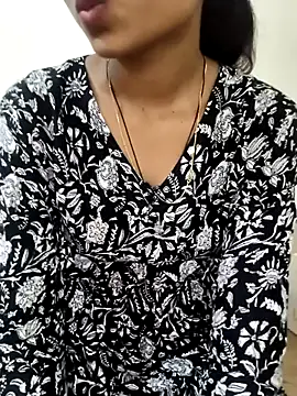 Snapshot of muskan_3202 chatting on 07/11/26, 04:37 muskan 3202 online show from 07/11/26, 04:37