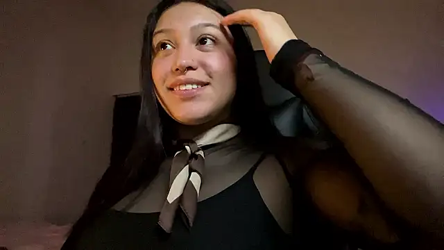 Lilyhotson online show from 07/21/26, 10:45