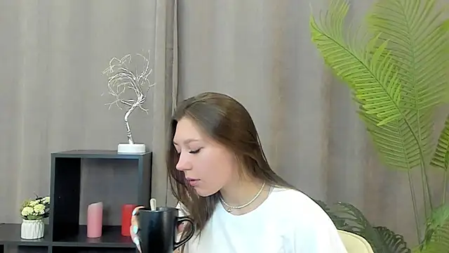 Snapshot of CarlitaThomley chatting on 07/03/26, 10:21 CarlitaThomley online show from 07/03/26, 10:21
