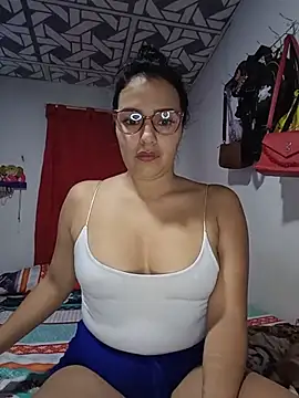Ariel  xoxo online show from 07/17/26, 03:24