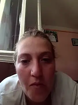 Snapshot of Blondasexy29 chatting on 07/02/26, 12:33 Blondasexy29 online show from 07/02/26, 12:33