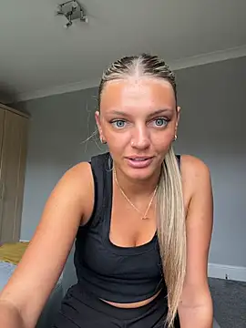 IndiaHughesUkx online show from 07/22/26, 05:05